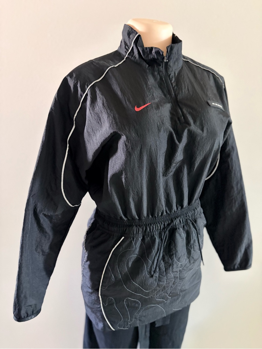 Nike half-Zip Woven Skate Skiing Track jacket , XXL big kids or S ladies Black